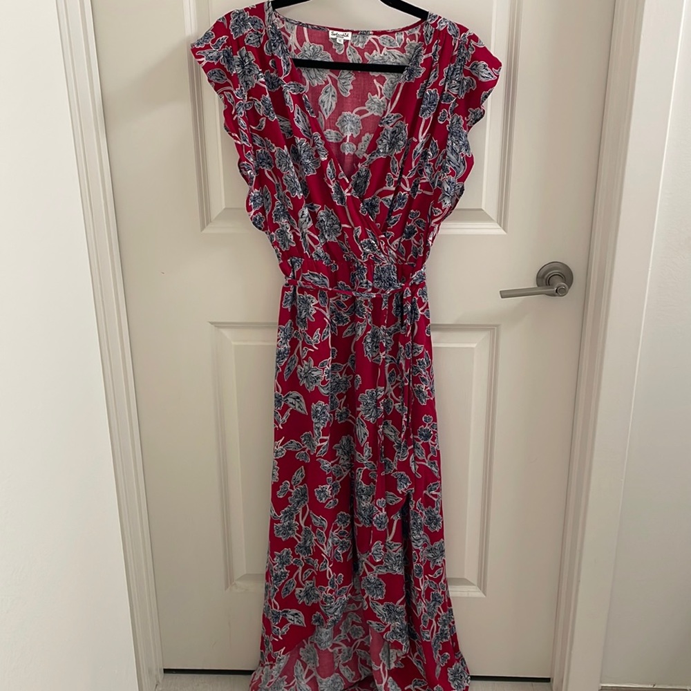 Splendid red and black floral wrap dress